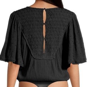 Free People  “perfect catch” bodysuit with Button closure XS